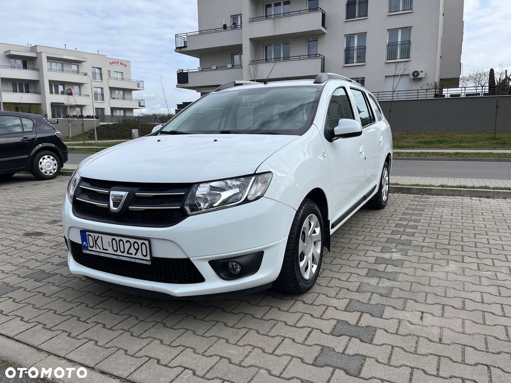 Dacia Logan 1.2 16V Laureate - 12