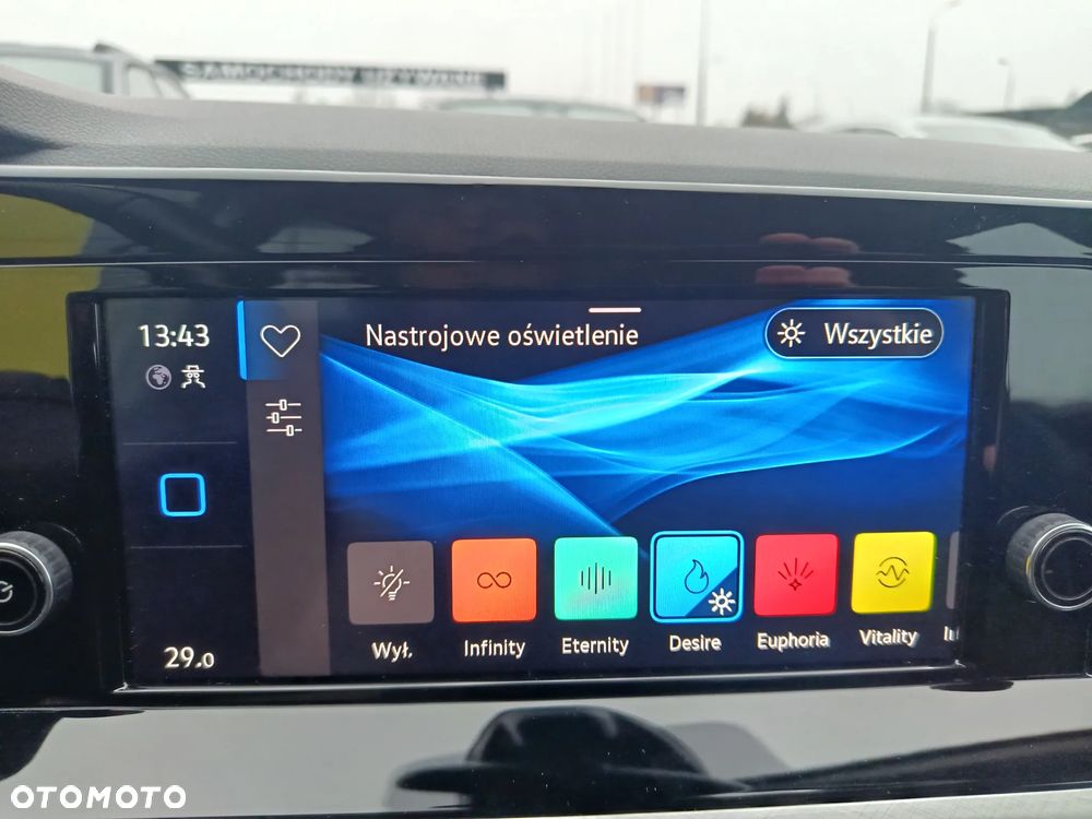 Volkswagen Golf 2.0 TDI Life - 10