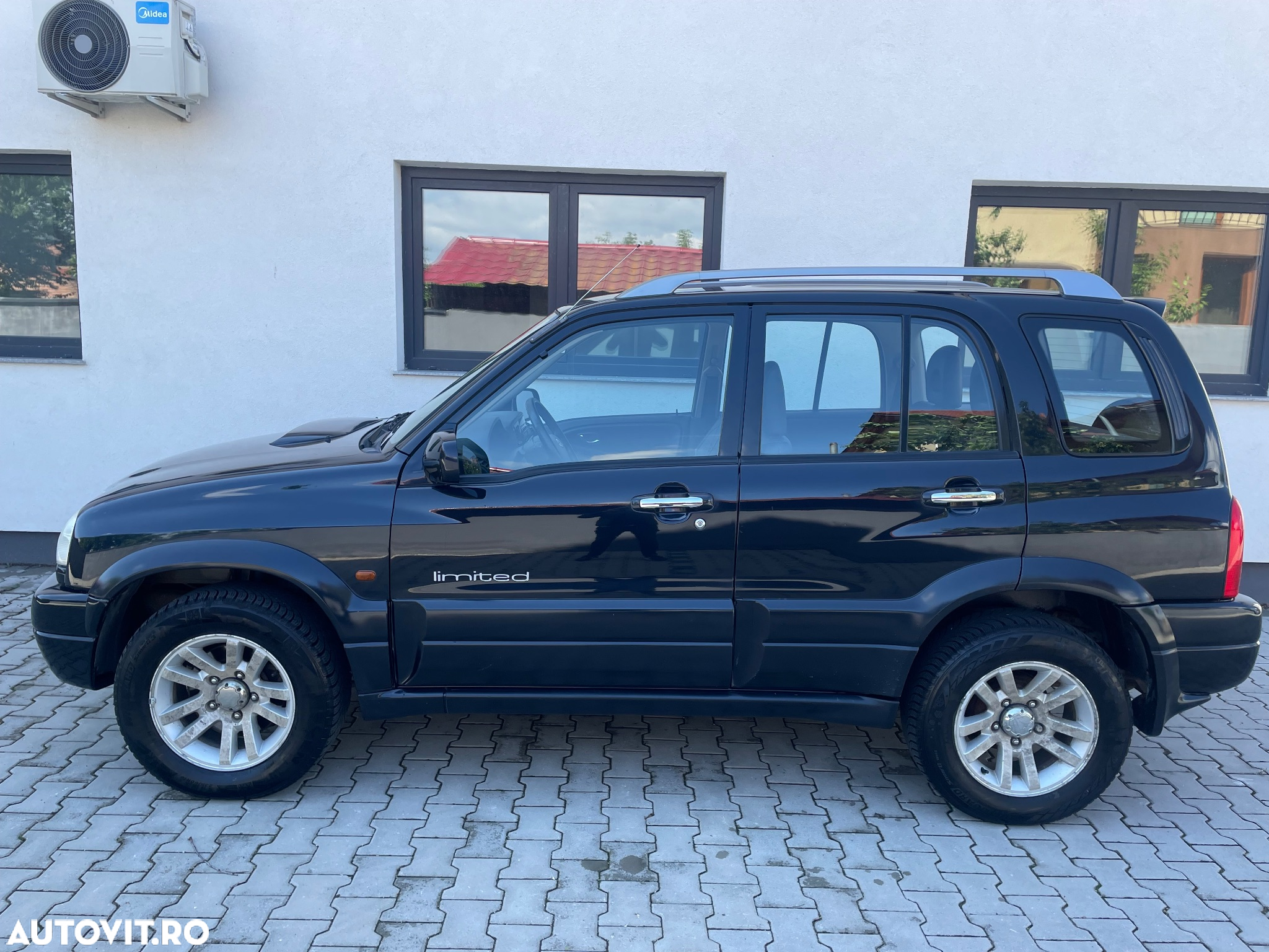 Suzuki Grand Vitara 2.0 TD Limited - 9