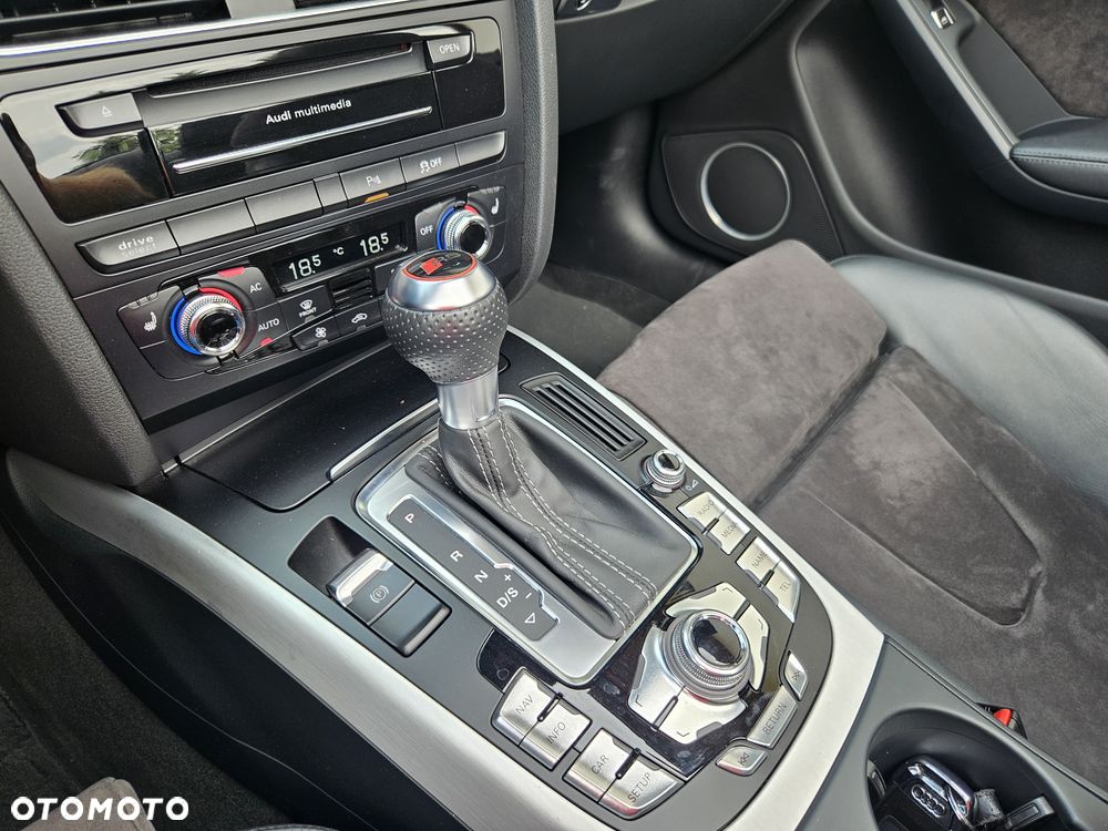 Audi RS5 Cabrio S tronic - 37