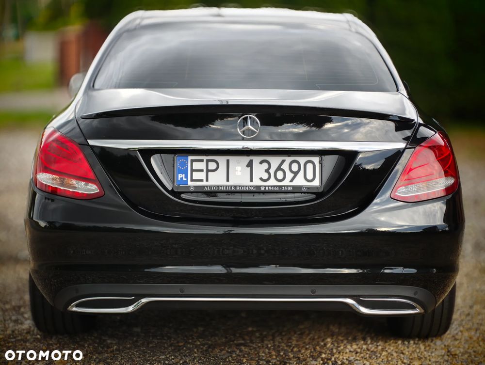 Mercedes-Benz Klasa C 180 7G-TRONIC - 27