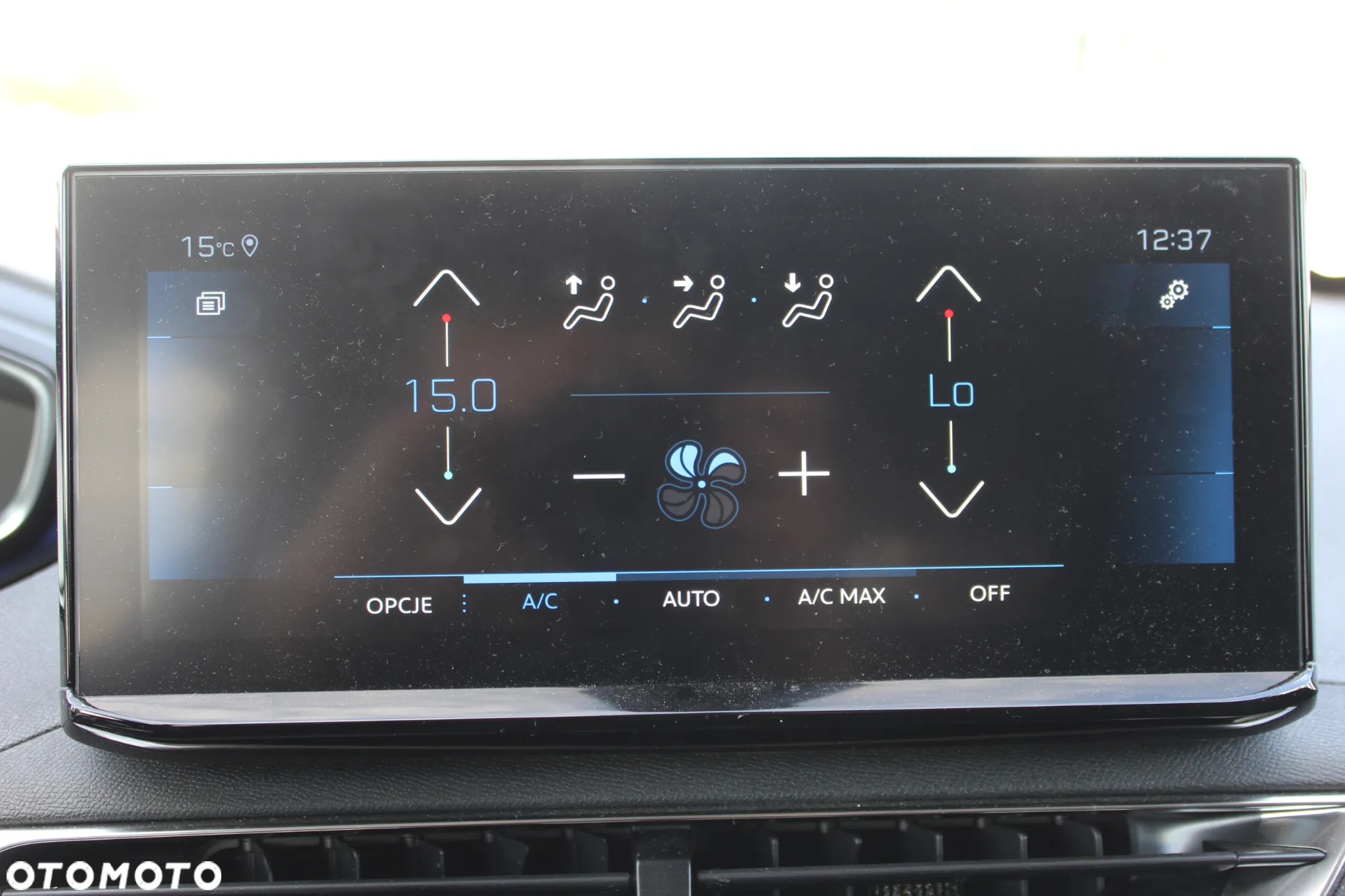 Peugeot 3008 1.2 PureTech Allure S&S EAT8 - 22