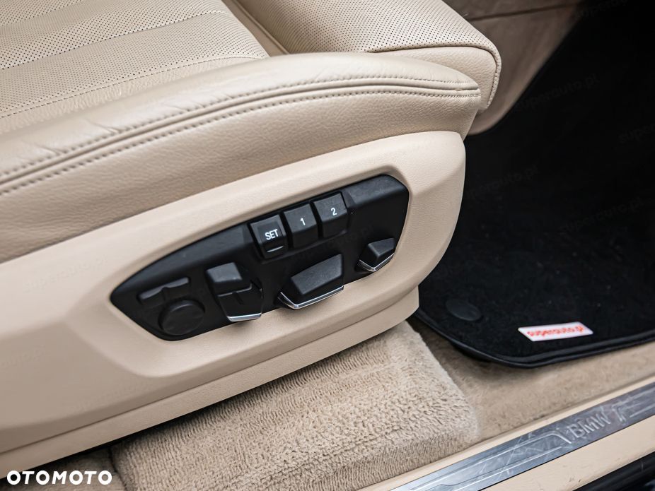 BMW X5 xDrive40d - 10