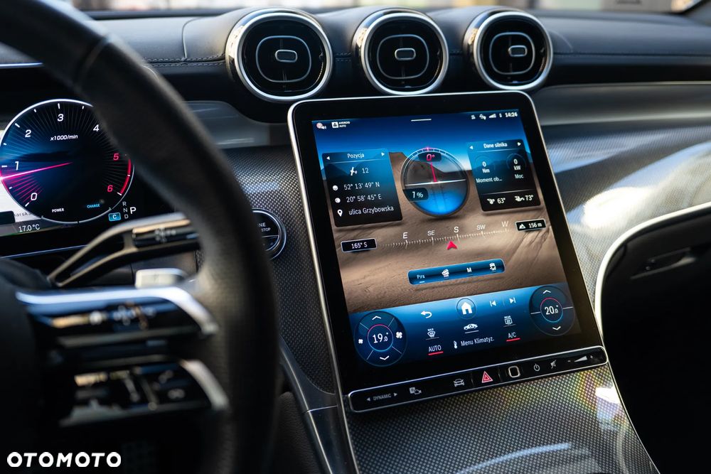 Mercedes-Benz GLC - 10