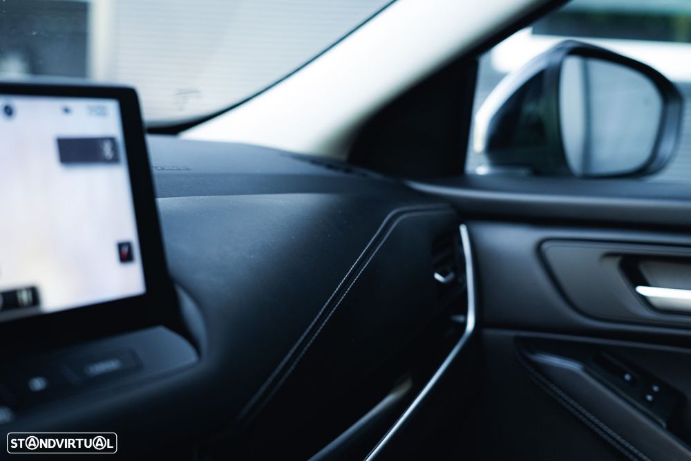 Nissan Qashqai 1.3 DIG-T N-Connecta J18 Led - 28