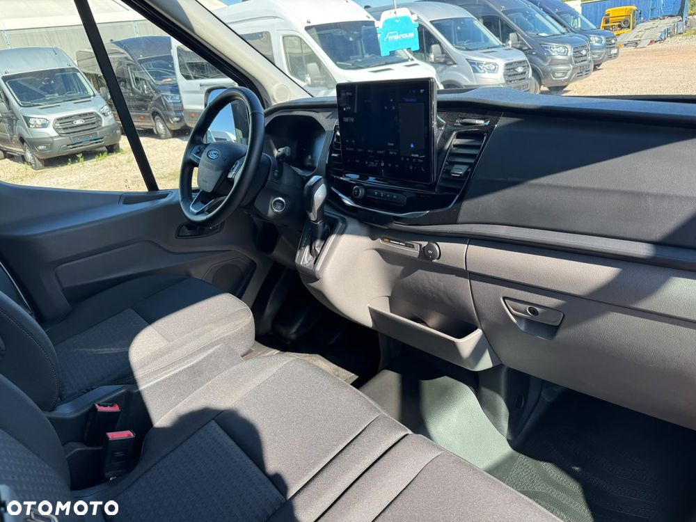 Ford Transit - 9
