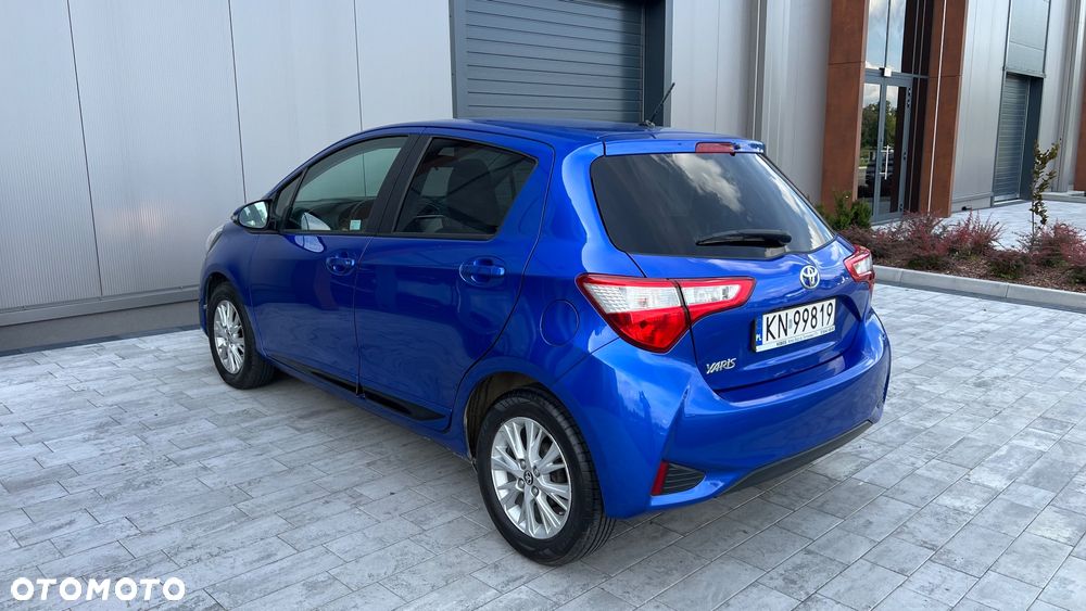 Toyota Yaris 1.5 Premium - 4