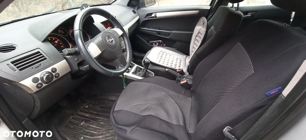 Opel Astra 1.6 - 17
