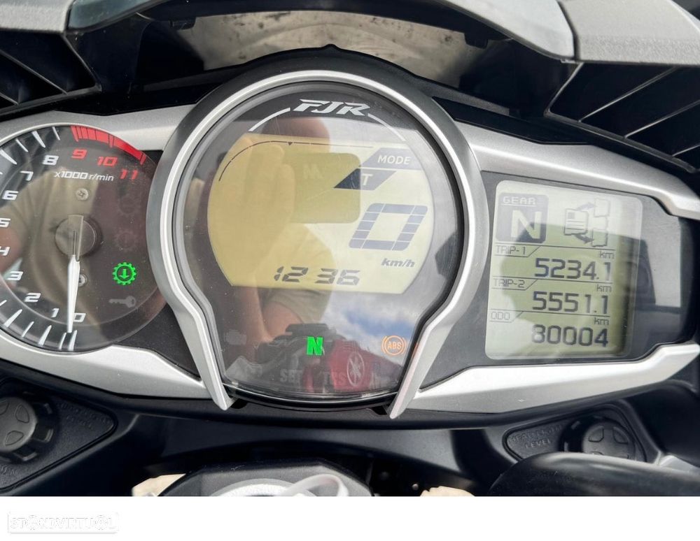 Yamaha FJR - 12