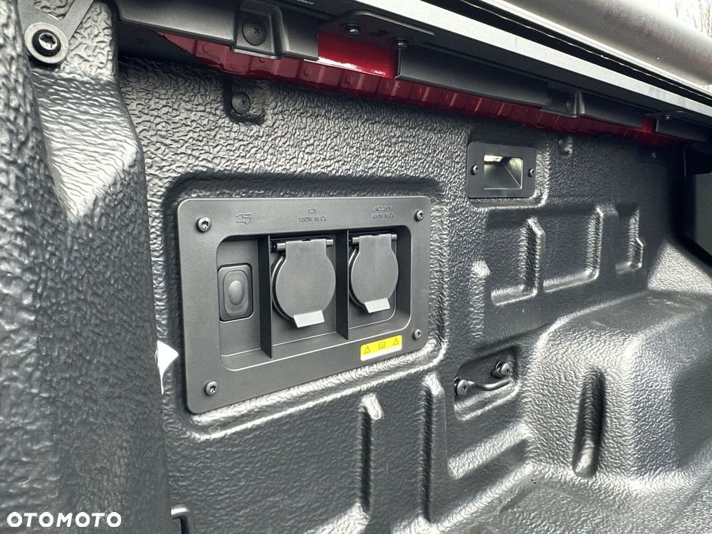 Volkswagen Amarok - 23