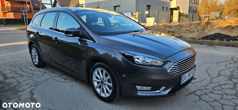 Ford Focus 1.0 EcoBoost Hybrid TITANIUM STYLE - 1