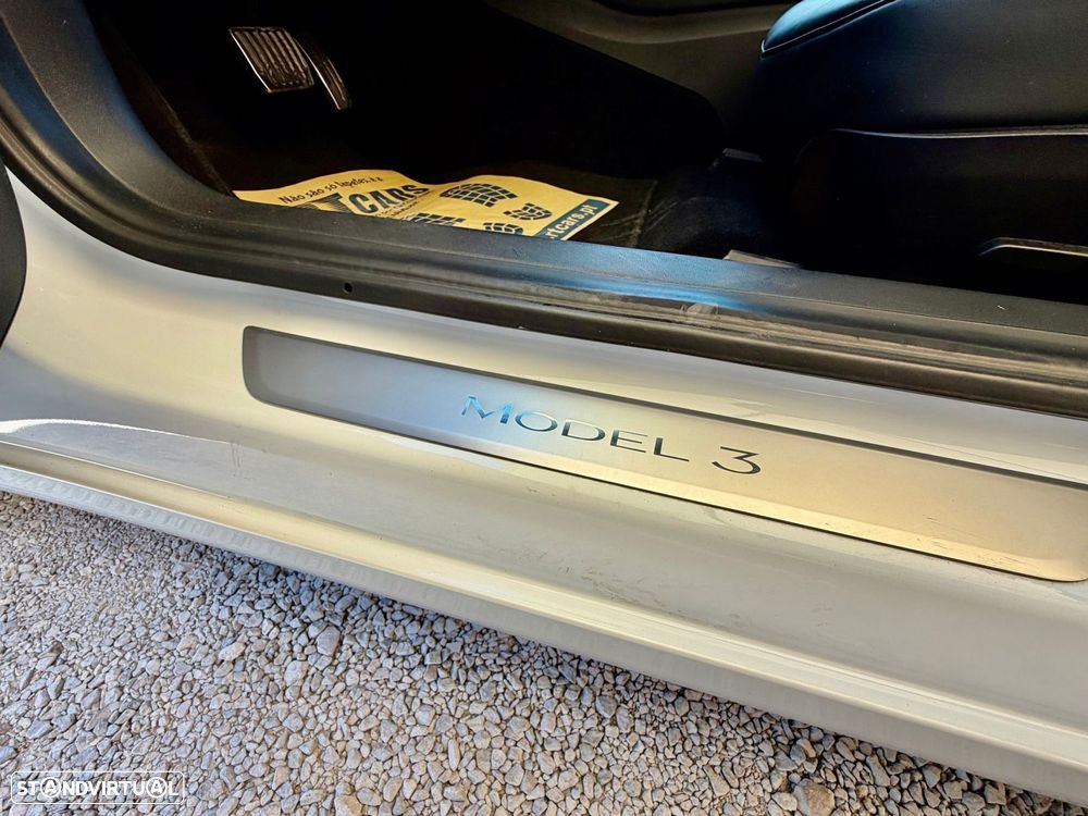 Tesla Model 3 Standard Range Plus RWD - 18