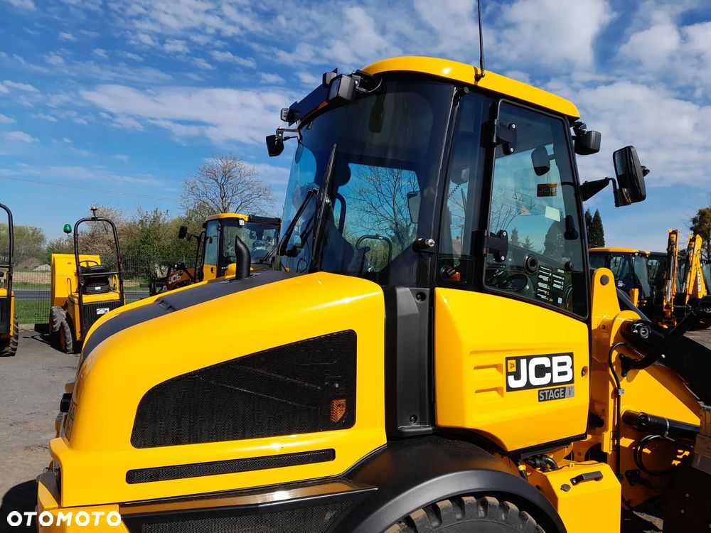 JCB 409 - 11