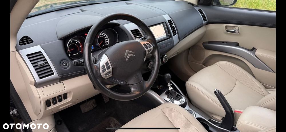 Citroën C-Crosser 2.2 HDi Exclusive DCS - 12