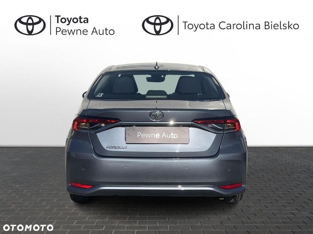 Toyota Corolla - 4