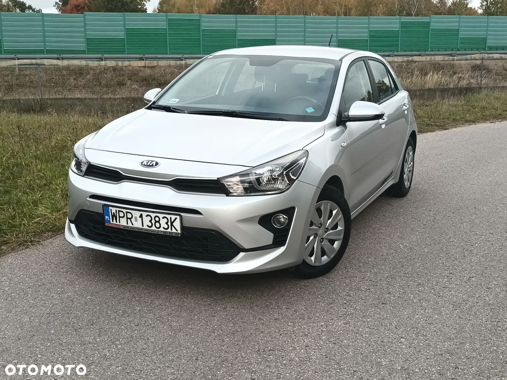 Kia Rio - 4