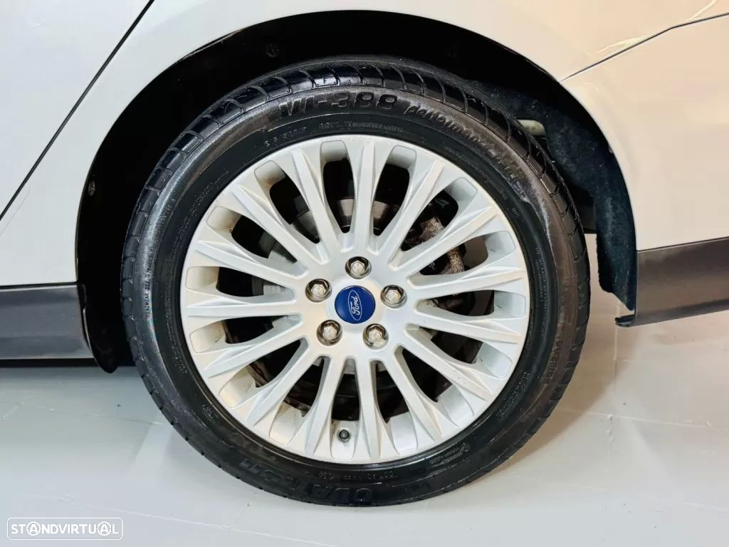 Ford Focus SW 1.6 TDCi Titanium Best - 18