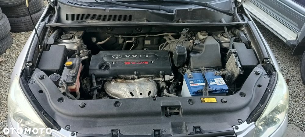 Toyota RAV4 2.0 4x4 Automatik Sol - 34