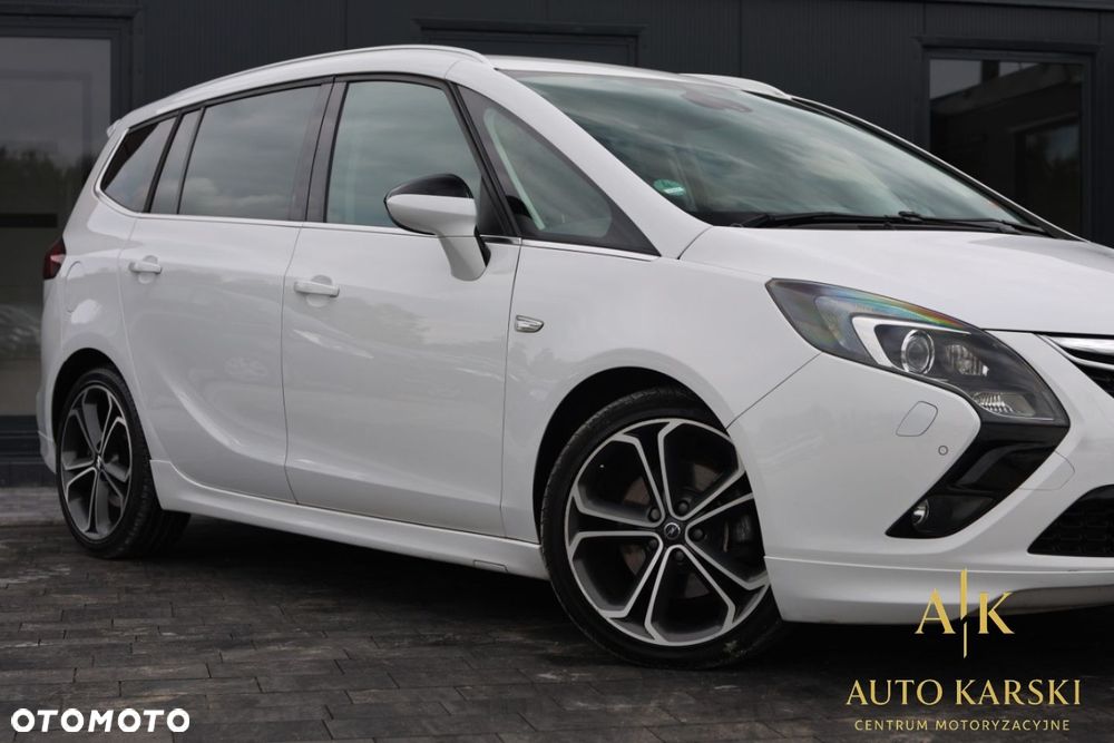 Opel Zafira - 15