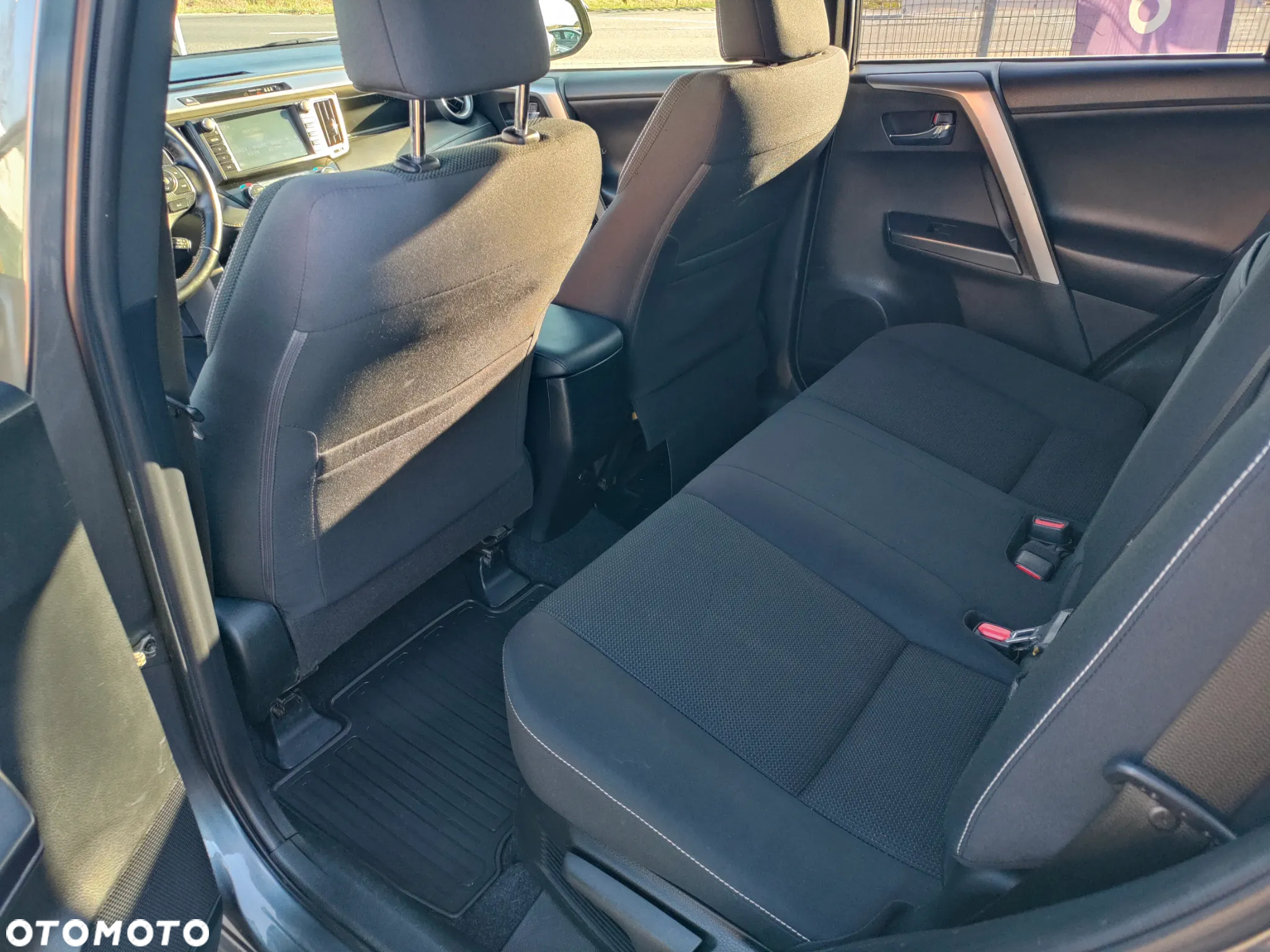 Toyota RAV4 Hybrid Premium 4x2 - 22