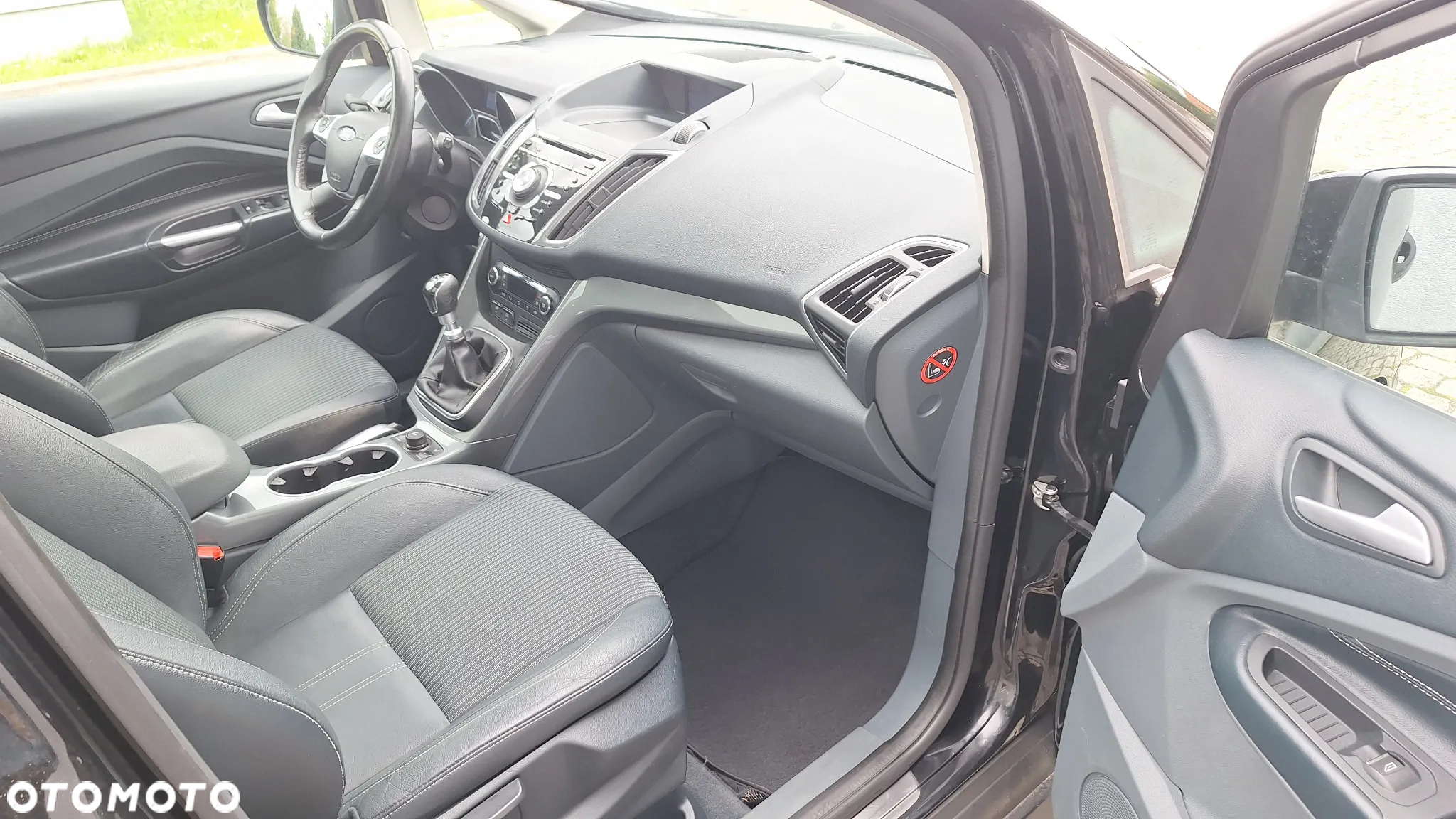 Ford Grand C-MAX 2.0 TDCi Titanium - 17