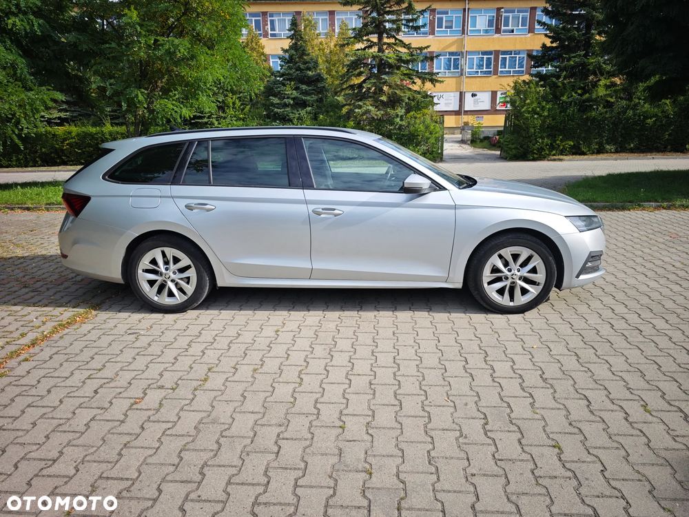 Skoda Octavia 1.5 TSI e-Tec Ambition DSG - 4