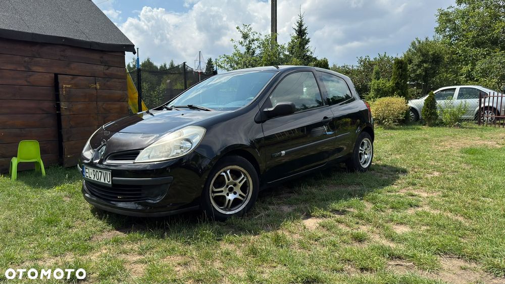 Renault Clio - 1