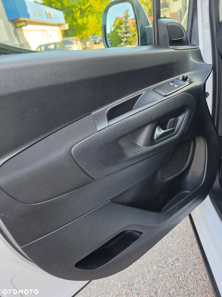 Peugeot Rifter 1.5 BlueHDI Active - 22