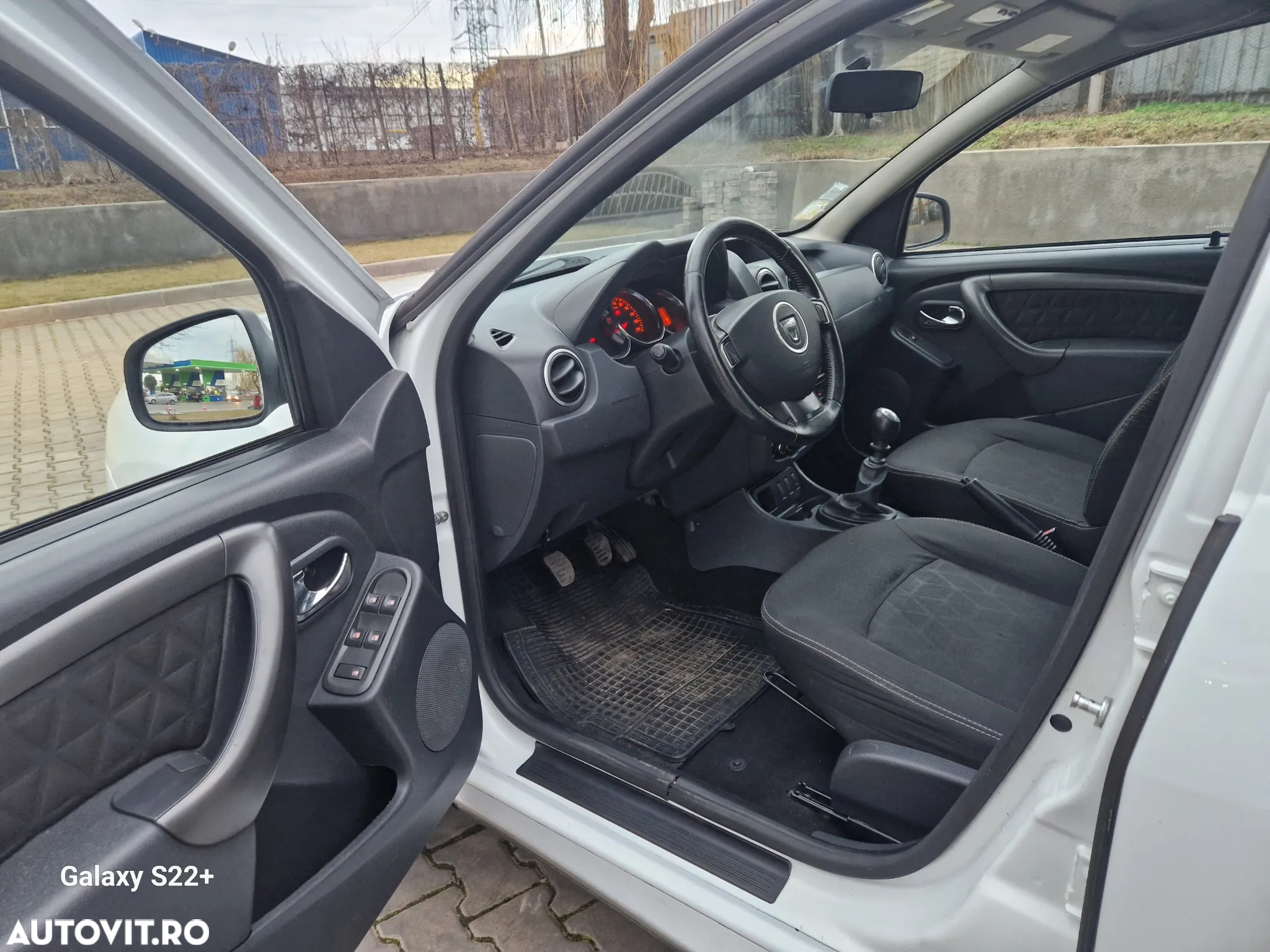 Dacia Duster 1.5 dCi 4x2 Laureate - 9