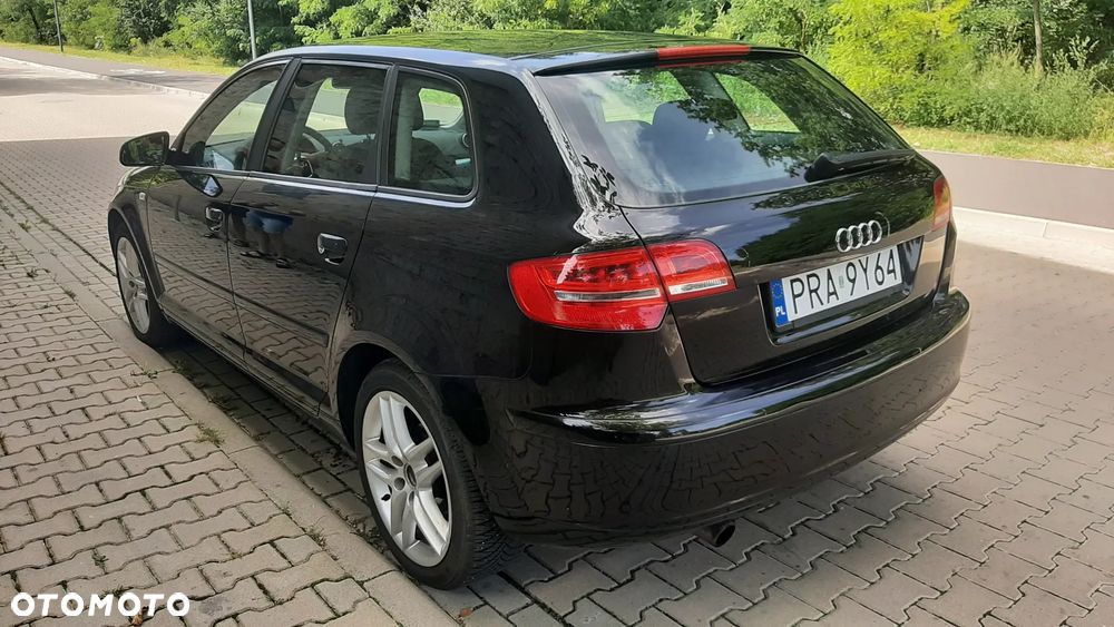 Audi A3 Sportback - 6