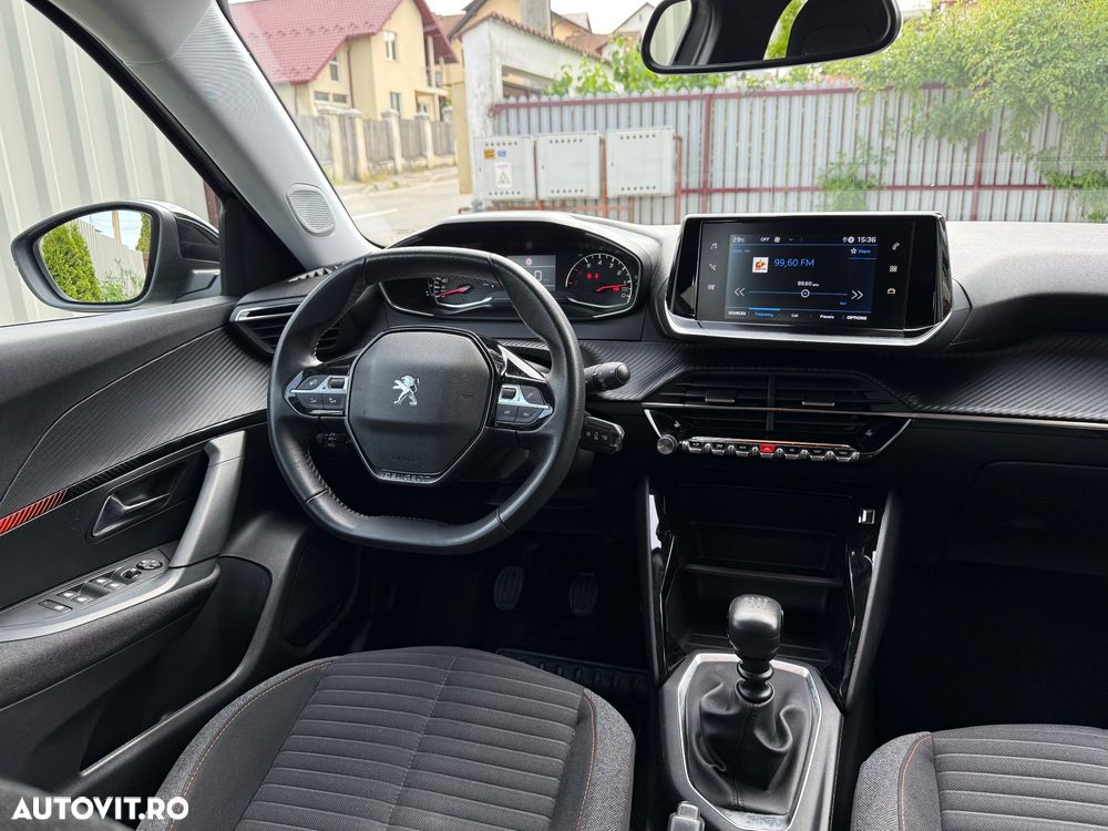 Peugeot 2008 1.2 PureTech Turbo S&S Active - 16