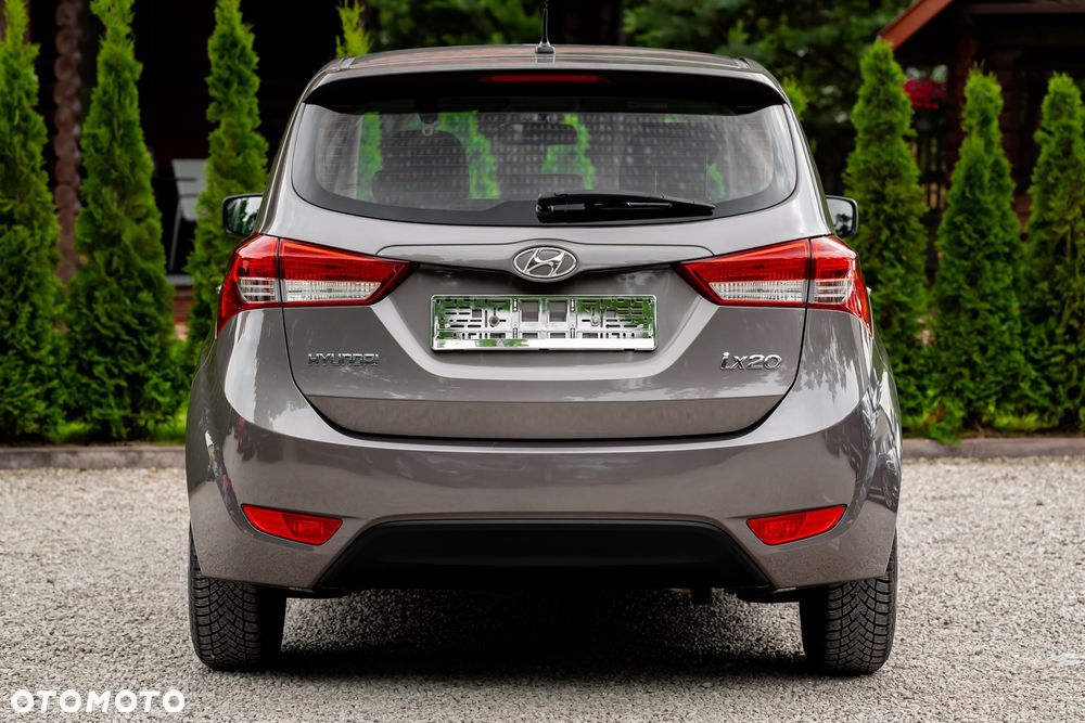Hyundai ix20 1.4 blue Style - 8