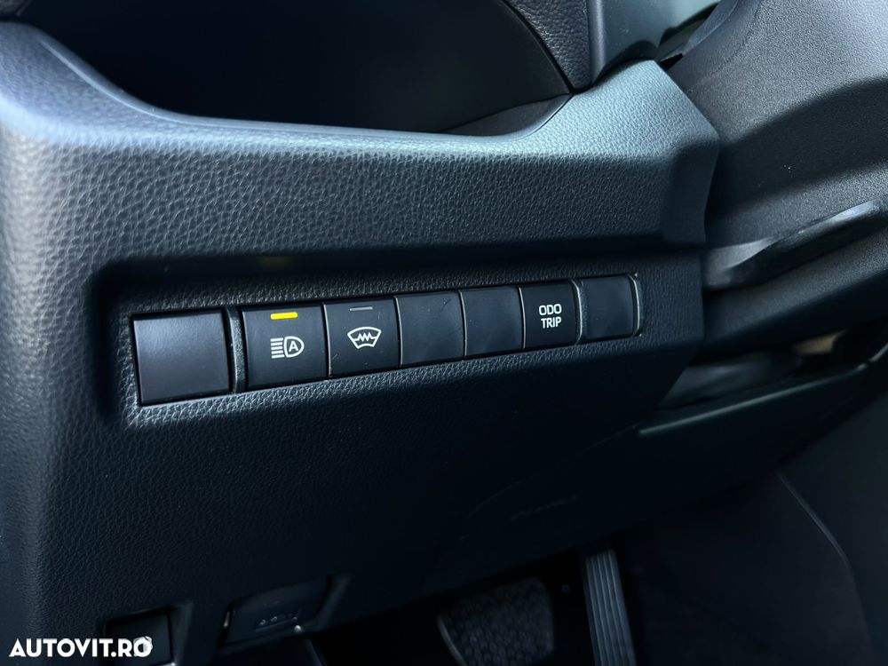 Toyota RAV4 - 17
