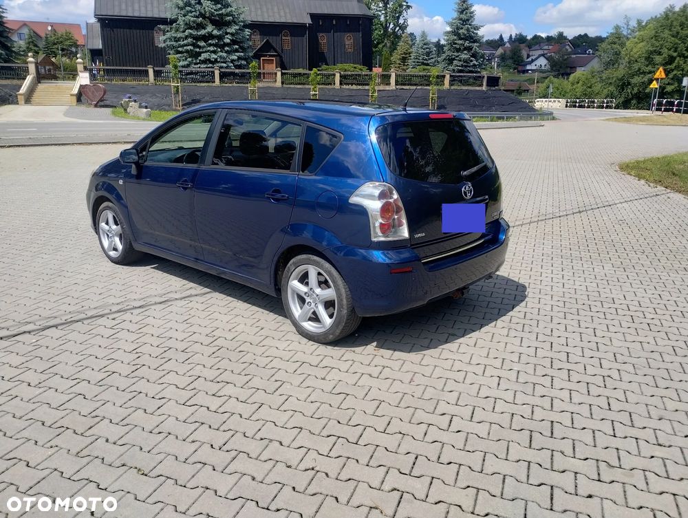Toyota Corolla Verso 1.8 Premium + 7os - 8