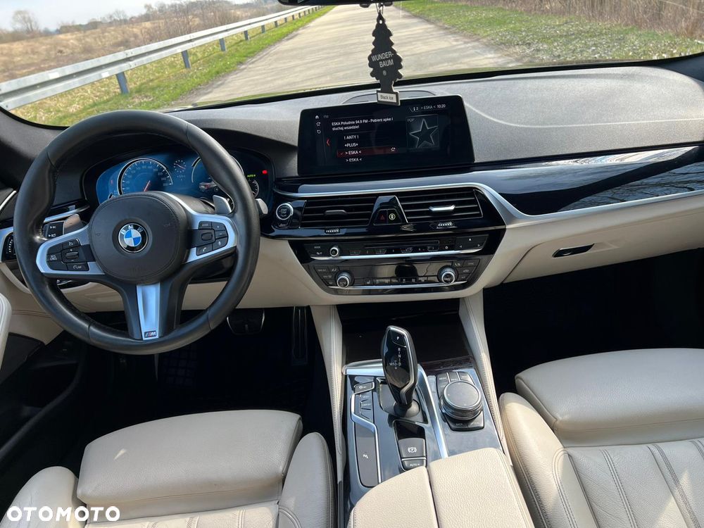 BMW Seria 5 520d xDrive Luxury Line - 14