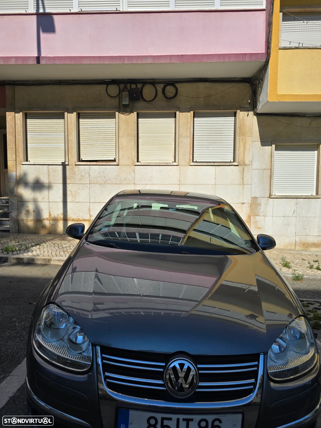 VW Jetta 1.6 TDi Confortline - 21