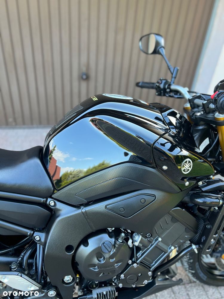 Yamaha FZ8 - 10