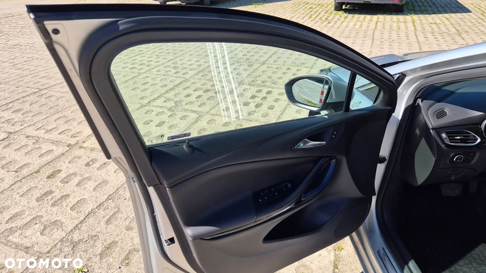 Opel Astra 1.4 T Elite S&S - 20