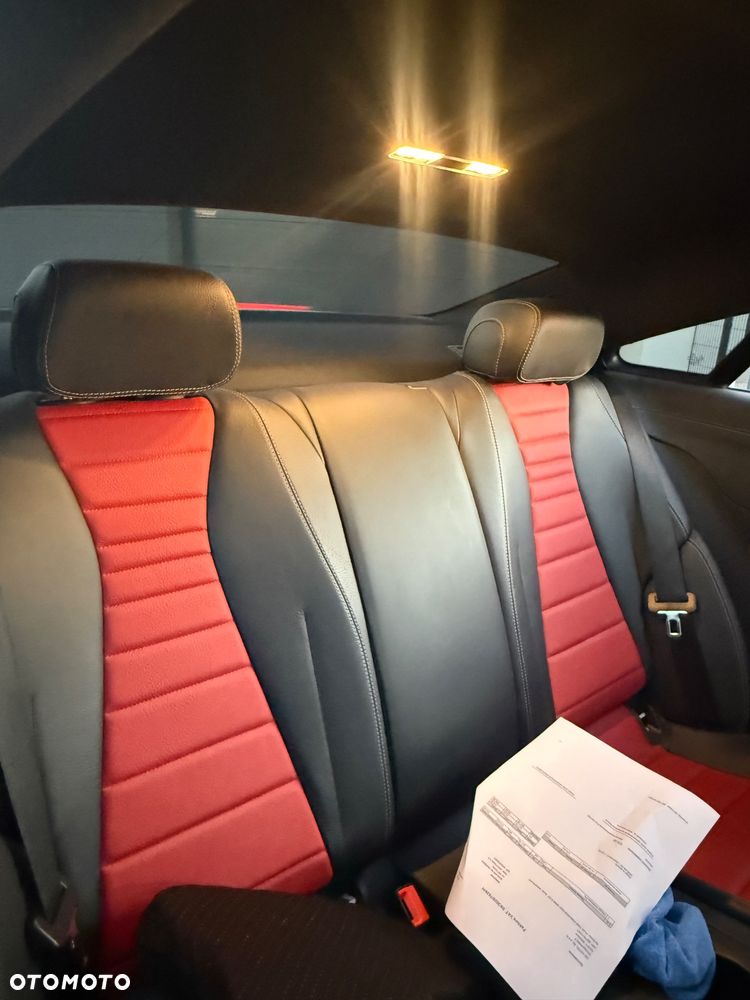 Mercedes-Benz Klasa E 200 4Matic 9G-TRONIC AMG Line - 10