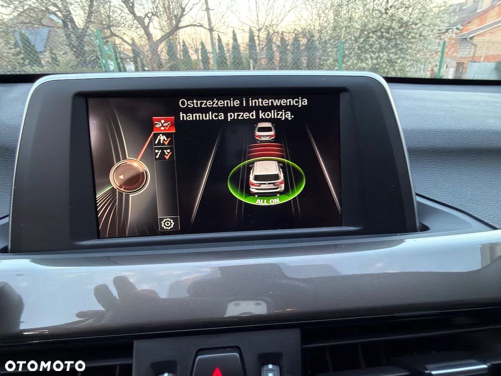 BMW X1 xDrive18d xLine - 33