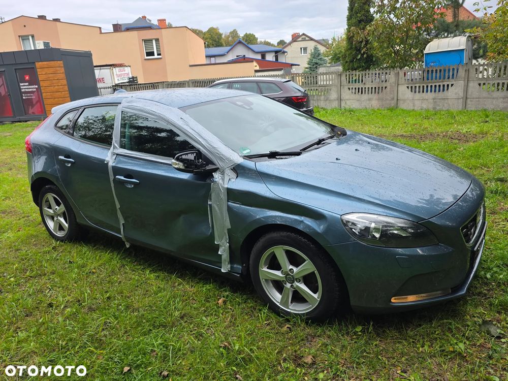 Volvo V40 T3 Kinetic - 3