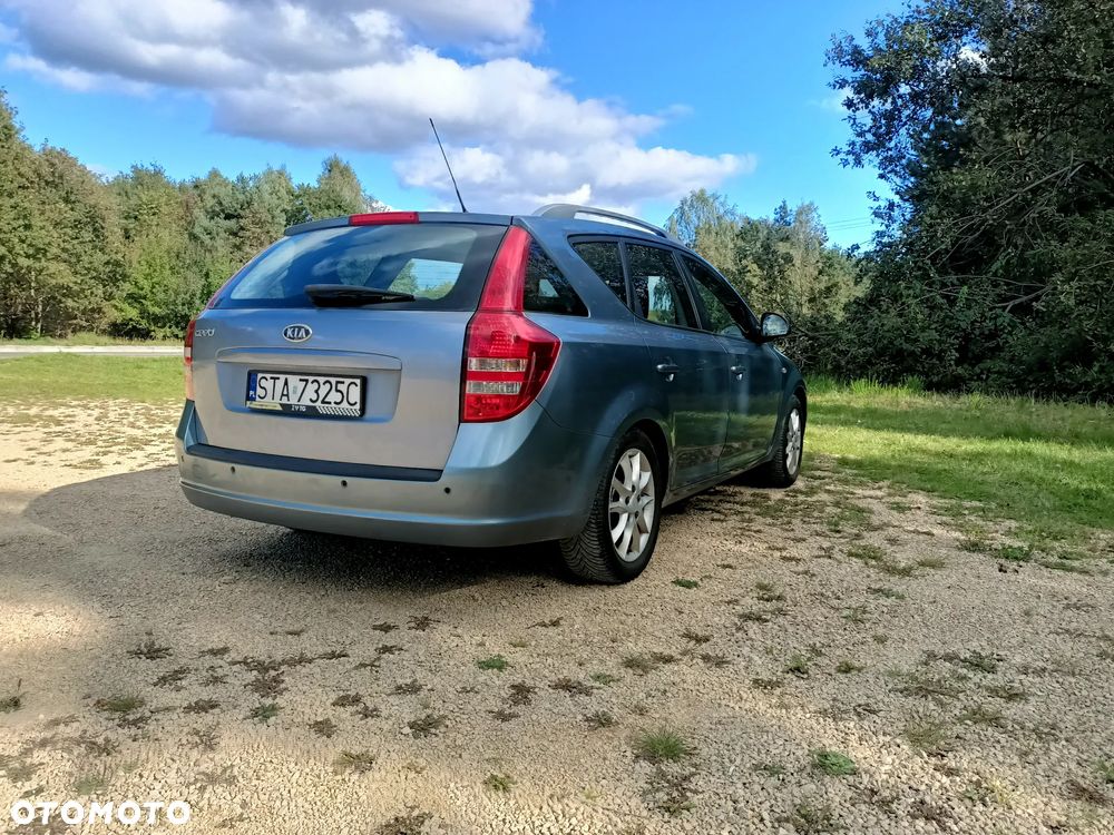 Kia Ceed Cee'd 1.6 Comfort + - 8