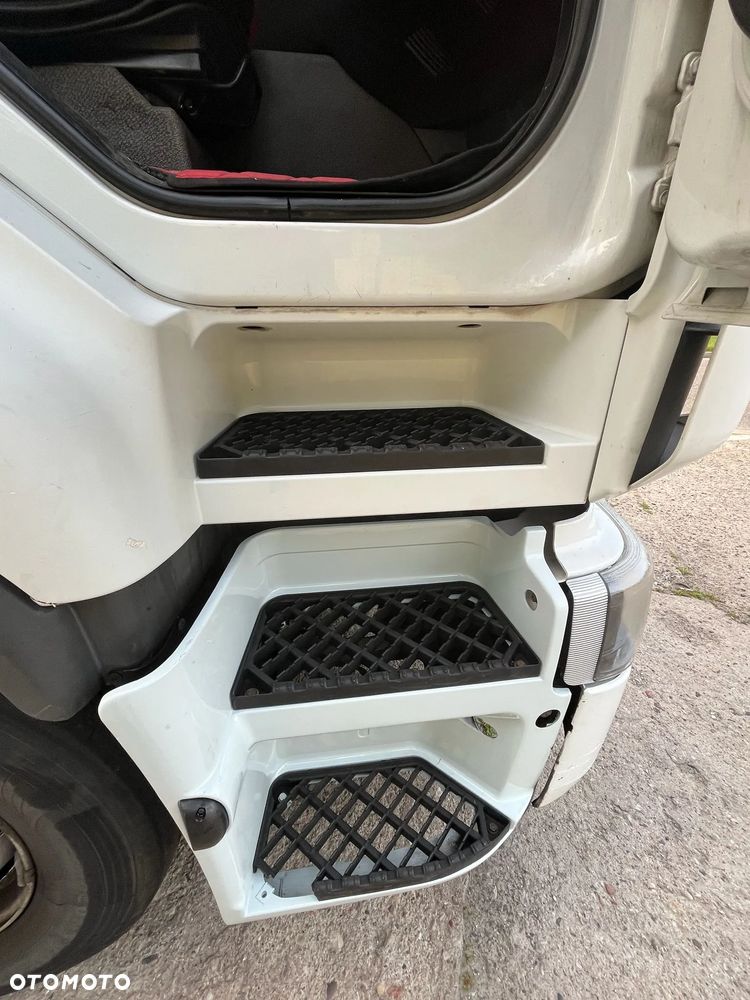 Renault Premium 460 - 7