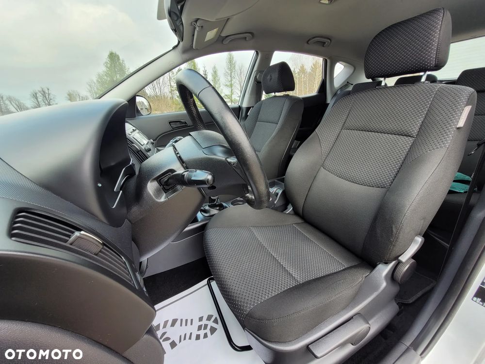 Hyundai i30 1.4 Blue Comfort - 15