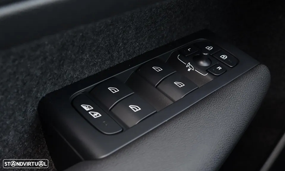 Volvo C40 Recharge Twin First Edition - 15