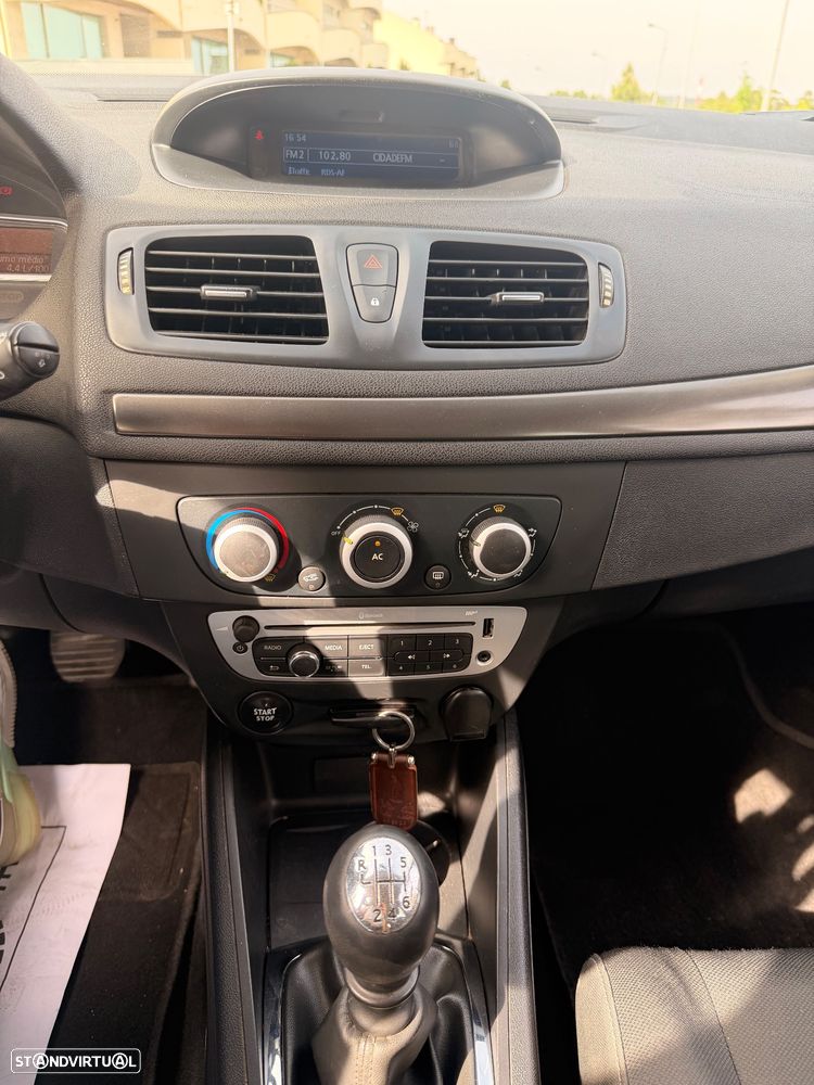 Renault Mégane 1.5 dCi Confort - 12