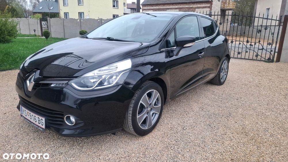 Renault Clio 1.2 16V 75 LIMITED - 10
