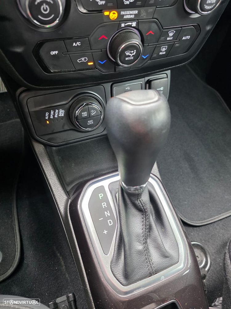 Jeep Renegade 1.3 T-GDI 4xe Auto Limited - 16