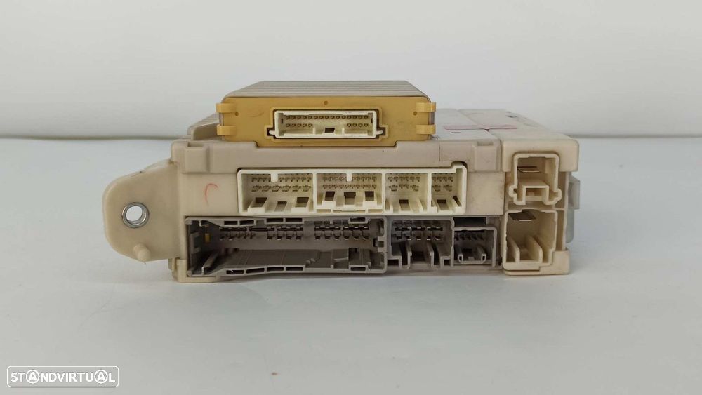 CAIXA DE RELÉS/ FUSÍVEIS LEXUS IS200 (DS2/IS2) 220D - 7