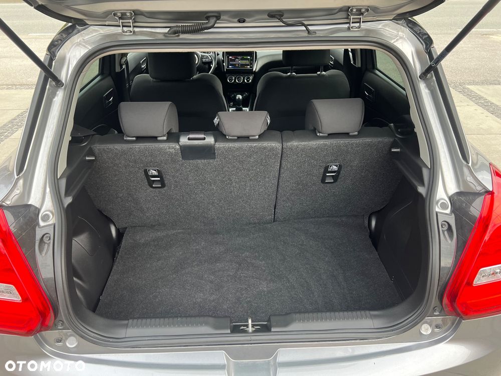 Suzuki Swift 1.2 Premium Plus - 29